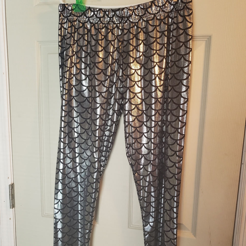 Lotus Leggings Silver Mermaid Print